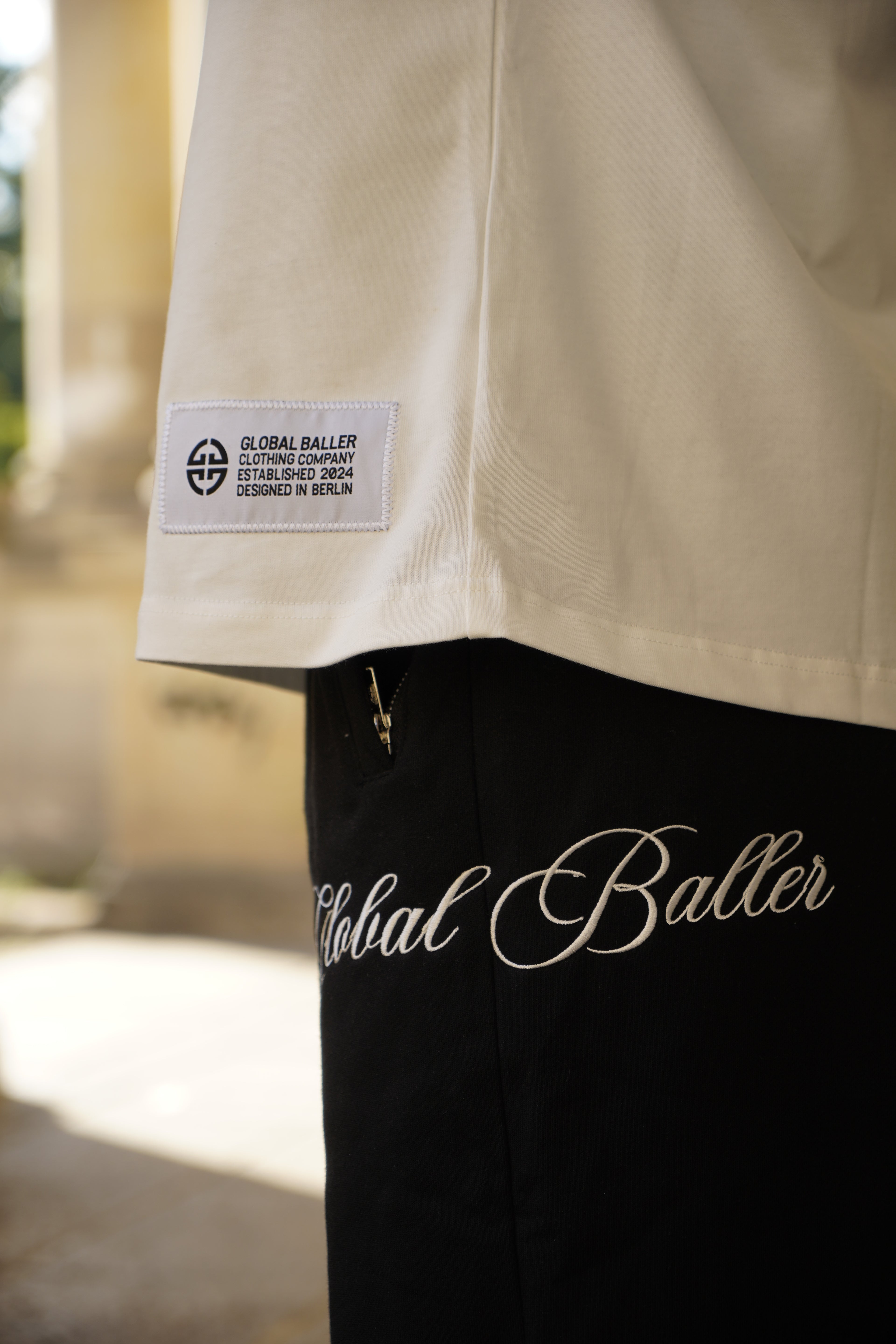 GB INITIAL WHITE T-SHIRT